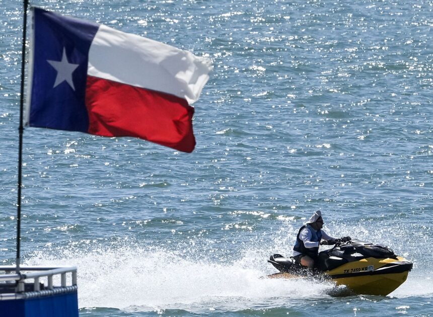 Tuesday forecast to be warm, sunny in North Texas. When will rain return?