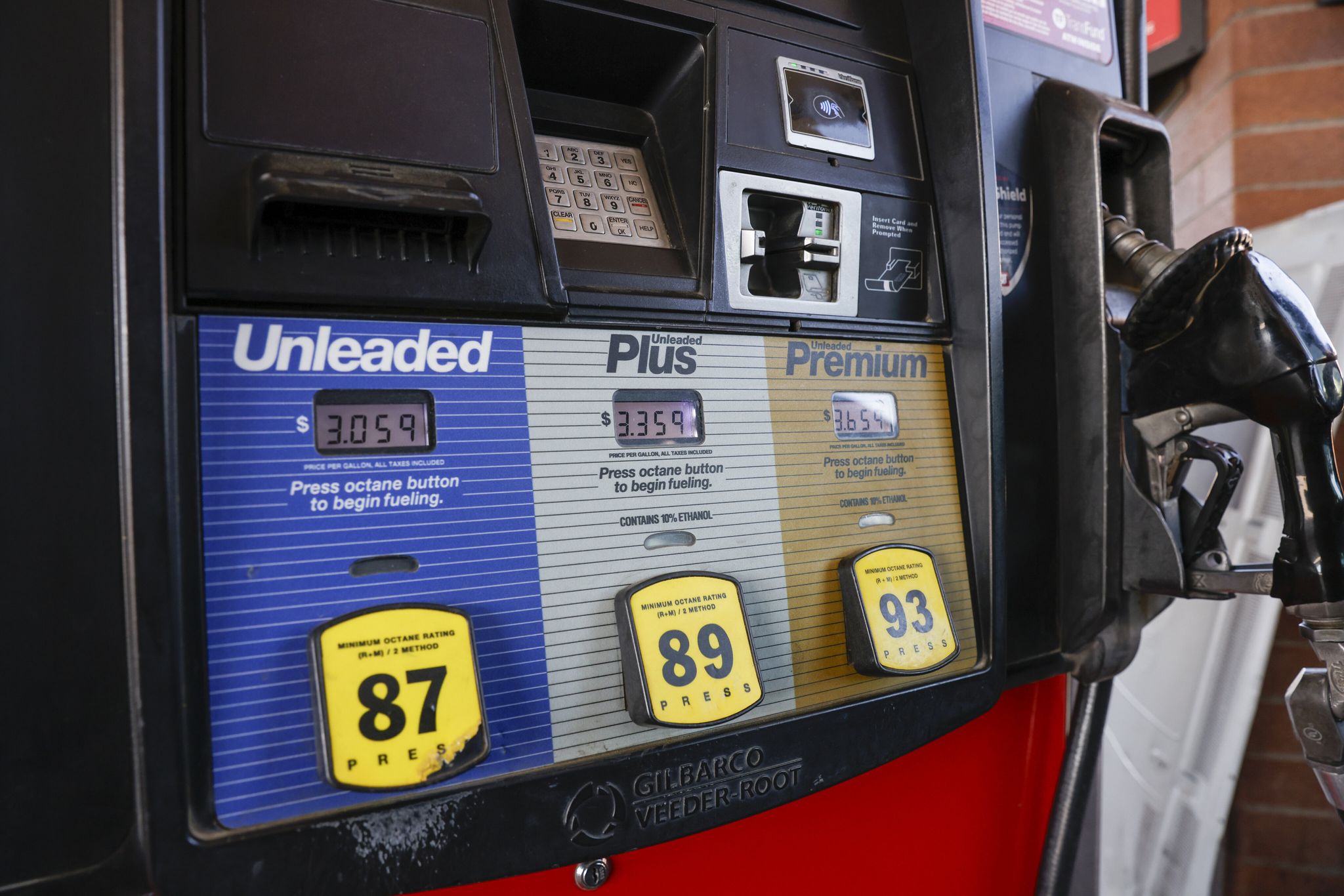 Democrats offer plans for easing pain at the pump as they eye midterms