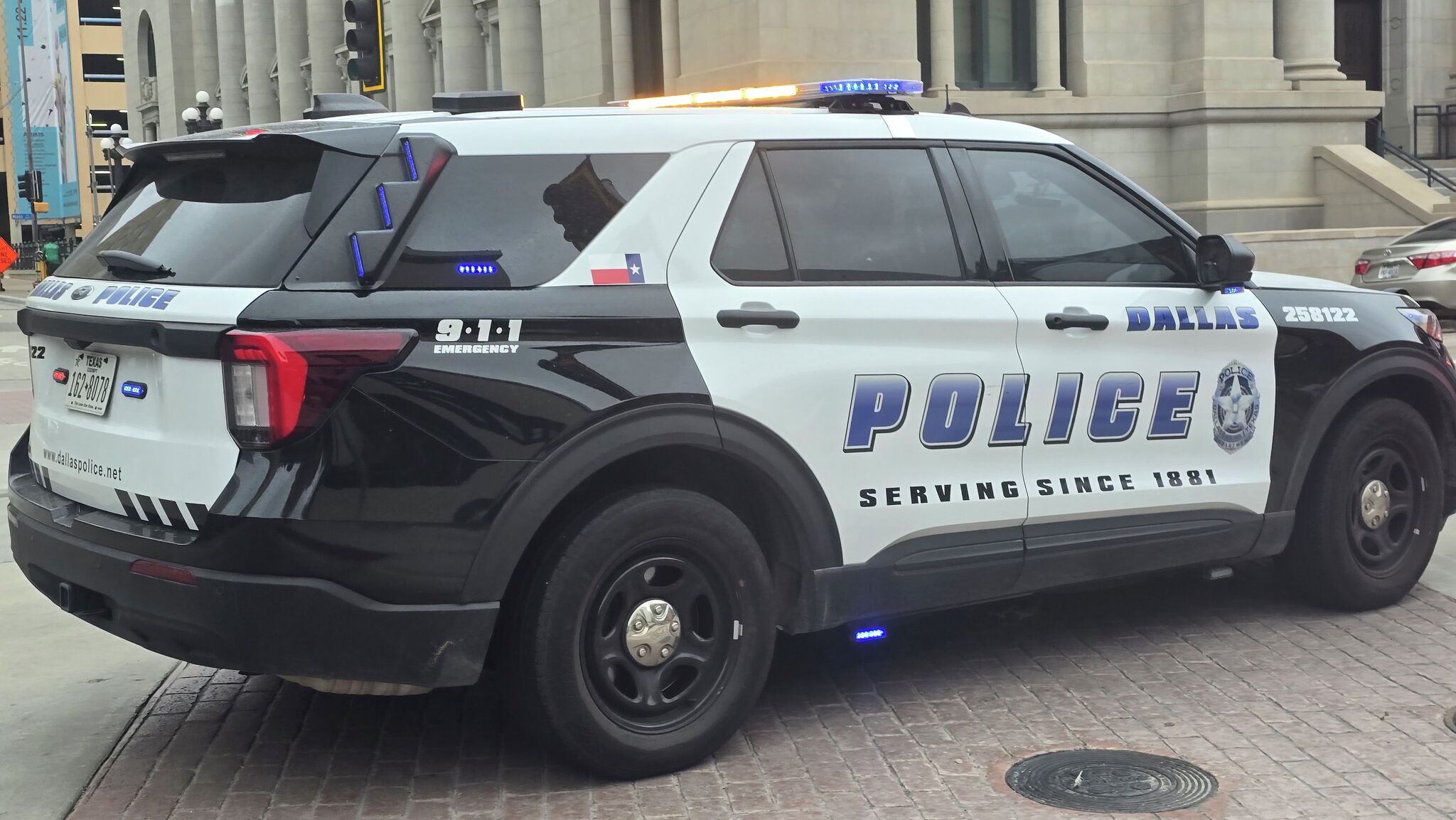 Man, 28, identified as person who died following shooting in east Oak Cliff